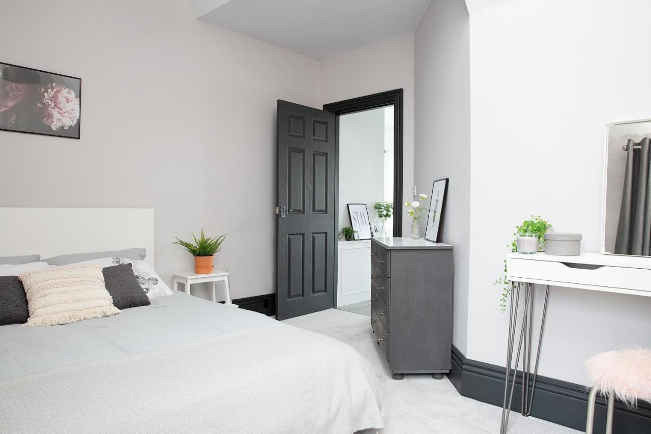 Beautiful First Floor Apartment Poulton-le-Fylde Exterior foto